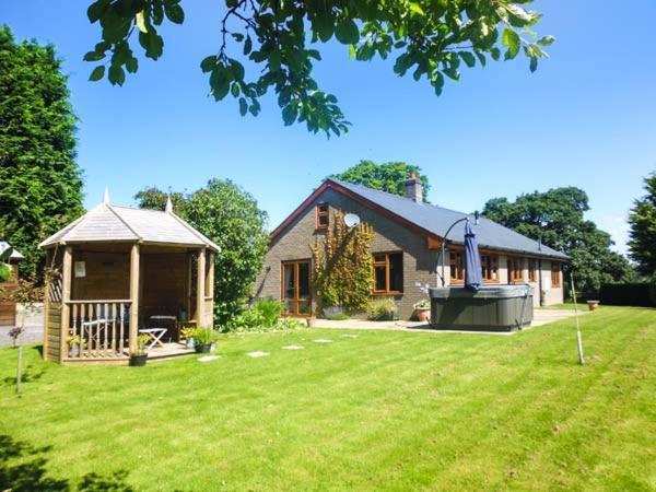 Tynddol Bungalow Llanbadarn Fynydd Ngoại thất bức ảnh